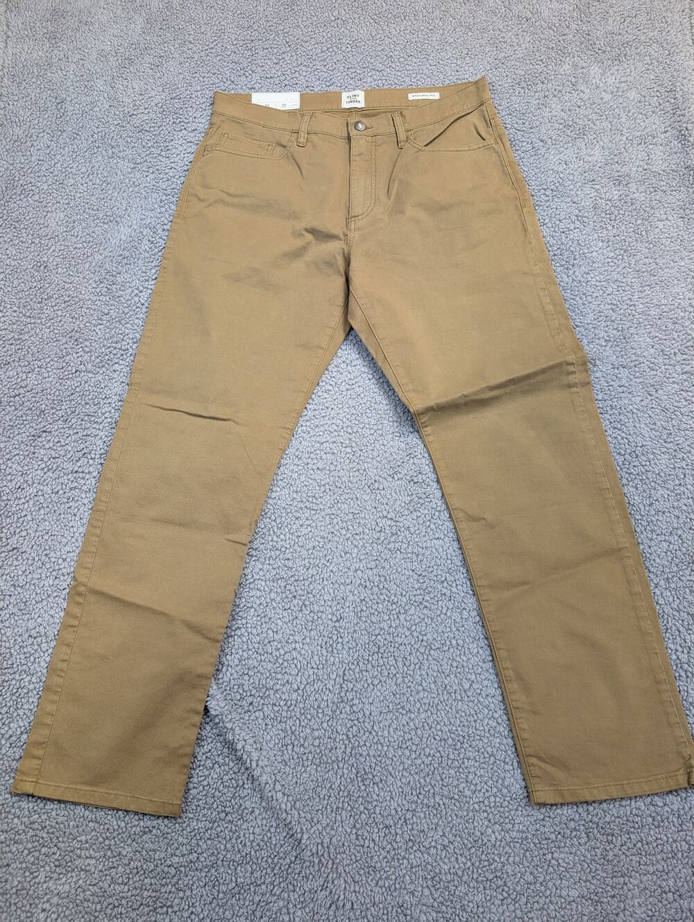 NWT Flint and Tinder Khakis Size 34x30 Tan Classic Fit Straight (1243)